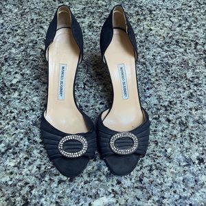 MANOLO BLAHNIK Black Satin D'Orsay Peep Toe Pumps Holiday Shoes 40.5